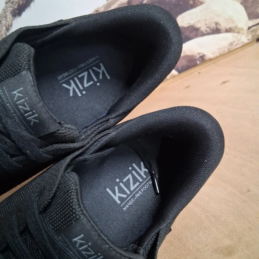 Kizik Lima Hands-Free Sneakers Mens 11 W wide Triple Black Knit Shoes Slip On